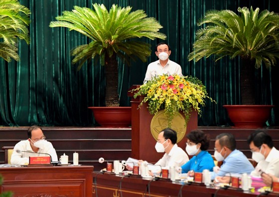 Hội nghị BCH Đảng bộ TPHCM khóa XI lần 9 mở rộng: Bí thư Thành ủy TPHCM Nguyễn Văn Nên gợi mở nhiều vấn đề trọng tâm ảnh 3