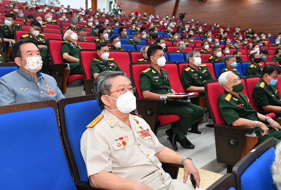 Bí thư Thành ủy TPHCM Nguyễn Văn Nên: Tình quân dân đã tạo thành sức mạnh chiến thắng đại dịch ảnh 3