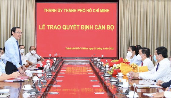 Đồng chí Lê Thị Hờ Rin giữ chức Phó Chủ nhiệm Ủy ban Kiểm tra Thành ủy TPHCM