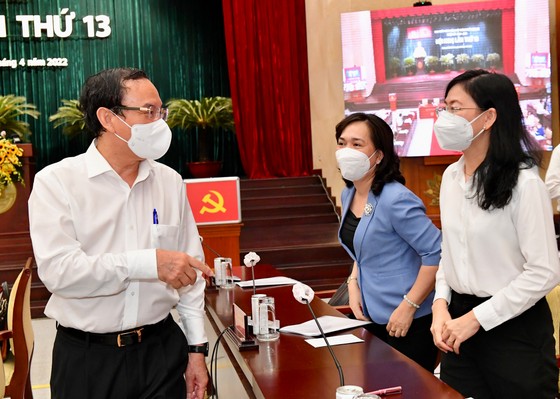 Bí thư Thành ủy TPHCM Nguyễn Văn Nên: Hiện thực hóa chương trình nhà ở xã hội, giải tỏa nhà tạm trên kênh rạch ảnh 2