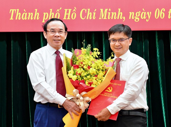 Đồng chí Nguyễn Mạnh Cường giữ chức Chánh Văn phòng Thành ủy TPHCM ảnh 5