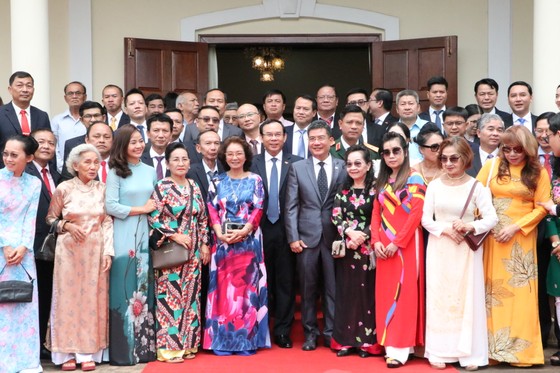 Chuyến thăm và làm việc của đoàn đại biểu cấp cao TPHCM tại Lào thành công tốt đẹp ảnh 25