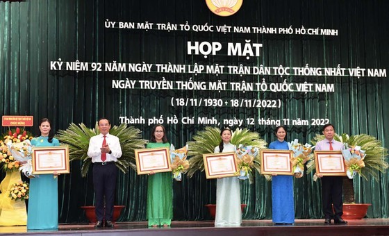 Mặt trận Tổ quốc Việt Nam TPHCM đóng góp nguồn lực to lớn xây dựng thành phố phát triển ảnh 4