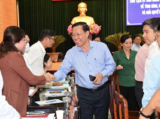 Chủ tịch UBND TPHCM Phan Văn Mãi làm việc, giải quyết nhiều kiến nghị của quận Bình Tân ảnh 2