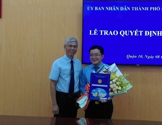 Ông Nguyễn Huy Chiến giữ chức vụ Phó Chủ tịch UBND quận 10 ảnh 1