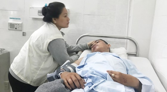 “Hiệp sĩ” kiên cường cứu bạn thoát lưỡi hái tử thần ảnh 2