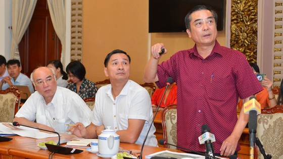Bí thư Thành ủy TPHCM Nguyễn Thiện Nhân nghe đề xuất biến bãi rác ô nhiễm thành đô thị xanh ảnh 2
