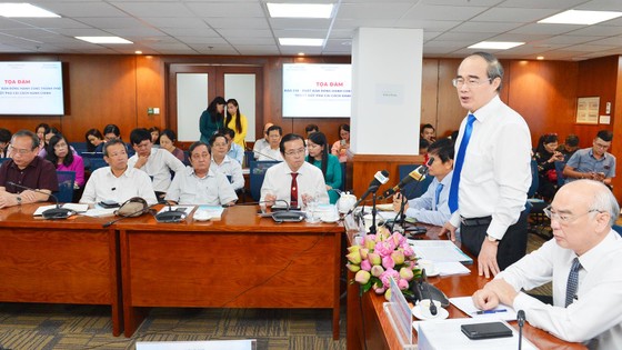Bí thư Thành ủy TPHCM Nguyễn Thiện Nhân kêu gọi báo chí giám sát kết quả cải cách hành chính ảnh 2
