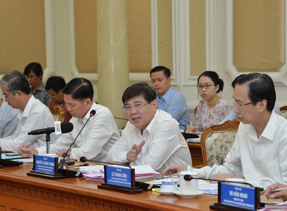 Chủ tịch UBND TPHCM Nguyễn Thành Phong: Xác lập rõ trách nhiệm để đẩy nhanh dự án đầu tư ảnh 4