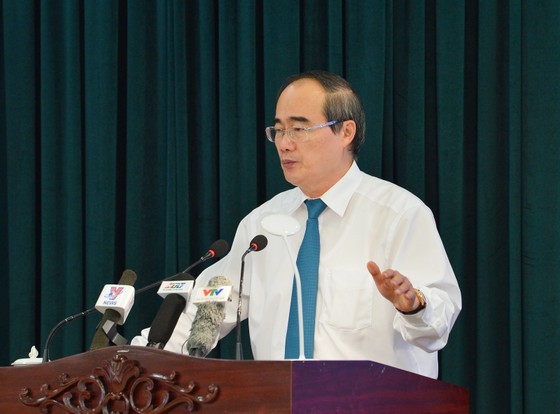Bí thư Thành ủy TPHCM Nguyễn Thiện Nhân: Giao thông - Điểm nghẽn lớn nhất cho phát triển TPHCM ảnh 2