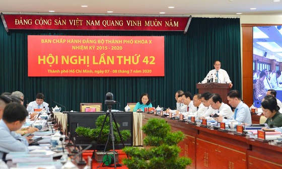 Bí thư Thành ủy TPHCM Nguyễn Thiện Nhân: Giao thông - Điểm nghẽn lớn nhất cho phát triển TPHCM ảnh 1