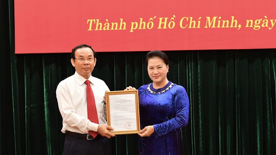 Bộ Chính trị giới thiệu đồng chí Nguyễn Văn Nên để bầu làm Bí thư Thành ủy TPHCM nhiệm kỳ 2020-2025 ảnh 1
