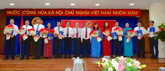 Bổ nhiệm 11 trưởng phòng, ban UBND TP Thủ Đức ảnh 1