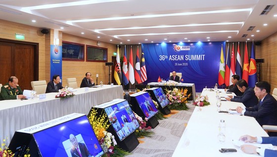 Bản lĩnh của Cộng đồng ASEAN được thể hiện rõ nét, gắn kết chặt chẽ các thành viên ảnh 7