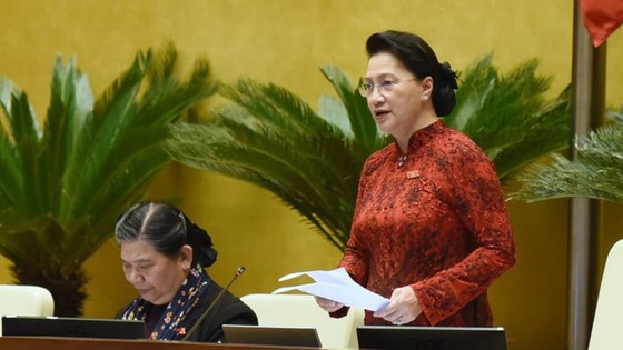 Chủ tịch Quốc hội Nguyễn Thị Kim Ngân: 'Các đại biểu đã phát biểu thẳng thắn, trách nhiệm và đầy cảm xúc' ảnh 1