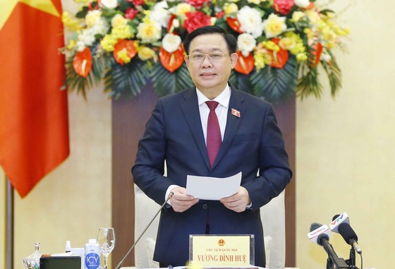Chủ tịch Quốc hội gặp mặt đại diện Đoàn đại biểu các lãnh đạo doanh nghiệp Việt Nam ảnh 1