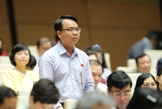 Cần làm rõ nguyên nhân của việc lừng chừng, chậm triển khai lắp đặt thu phí không dừng ảnh 1