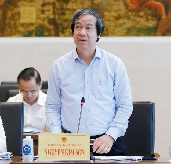 Bộ trưởng Bộ GD-ĐT: 'Đa số ý kiến đồng tình phân hạng giáo viên' ảnh 2
