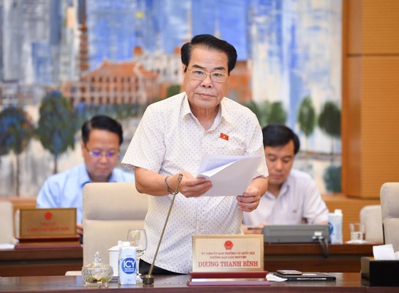 Cử tri lo lắng về lạm thu đầu năm học, cây xăng đóng cửa ảnh hưởng đời sống ảnh 1