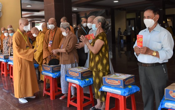 Giáo hội Phật giáo Việt Nam TPHCM làm từ thiện xã hội hơn 1.048 tỷ đồng ảnh 4