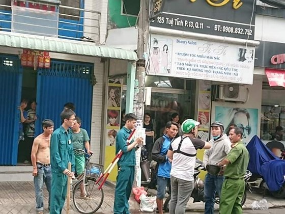 Liên quan cái chết của đối tượng nghi cướp giật, cố thủ trong tiệm game: Bắt 2 cán bộ công an ảnh 4