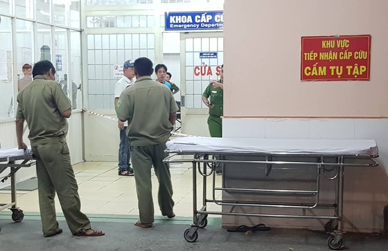 Bệnh viện Trưng Vương thông tin vụ người đàn ông nổ súng tự sát tại Khoa Cấp cứu ảnh 5