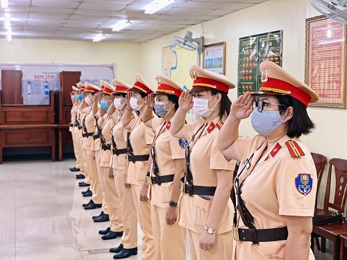 Chuẩn bị ra mắt đội hình nữ CSGT dẫn đoàn Công an TPHCM  ảnh 1