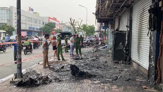 Xác định nghi can gây cháy chi nhánh ngân hàng Eximbank cùng nhà dân ở quận Gò Vấp ảnh 13