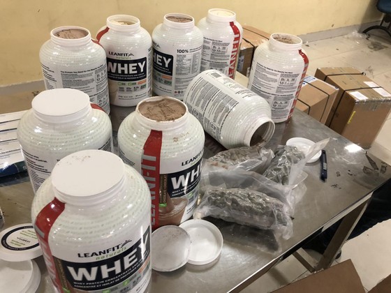 Phát hiện gần 5 kg ma túy từ Canada về Việt Nam qua cửa khẩu Tân Sơn Nhất ảnh 2