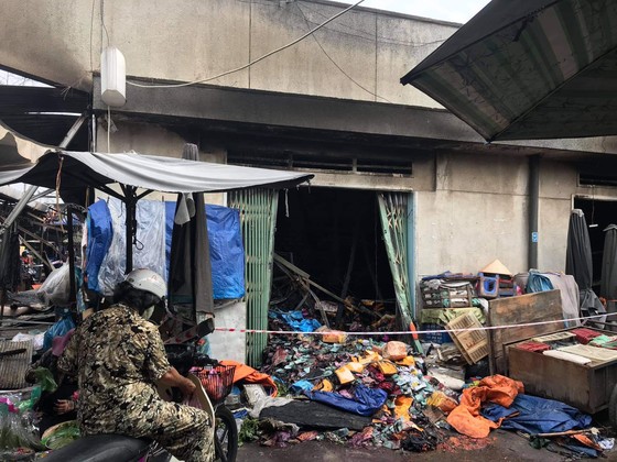  Điều tra vụ cháy 3 ki ốt trong chợ Bình Triệu, TP Thủ Đức ảnh 2