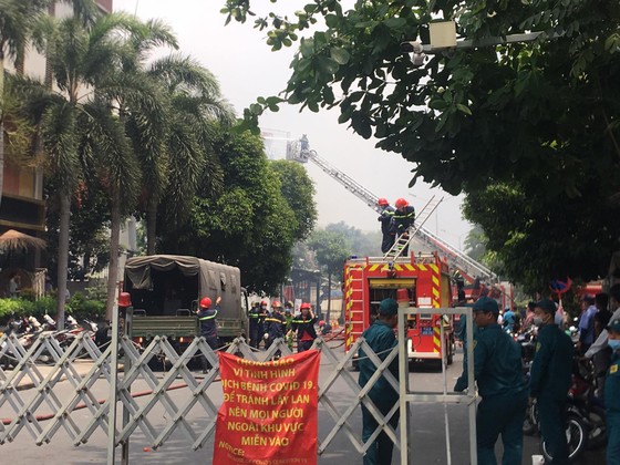 Cháy lớn tại nhà hàng BBQ Plan-K phường Thảo Điền ảnh 4
