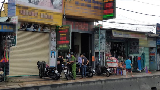 Truy bắt thanh niên cướp tiệm vàng táo tợn giữa ban ngày ở huyện Hóc Môn ảnh 3