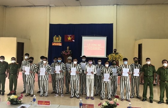 Giảm thời hạn chấp hành án phạt tù cho 158 phạm nhân đợt Tết Nguyên đán 2022 ảnh 1