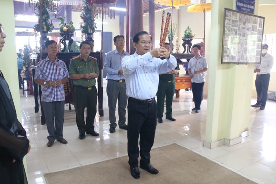 Các quận, huyện phát động 'Tết trồng cây đời đời nhớ ơn Bác Hồ' ảnh 1