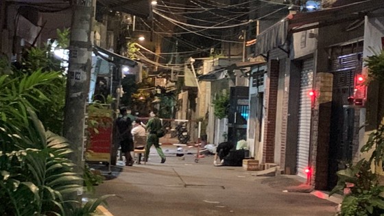 Con trẻ mâu thuẫn khi đá bóng, người lớn 'hỗn chiến' khiến 1 người tử vong ảnh 1