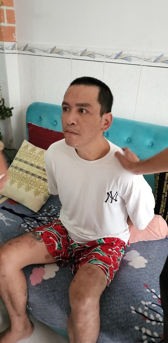 Thiếu tiền mua ma túy, thanh niên mượn xe mẹ đi cướp vàng ảnh 1