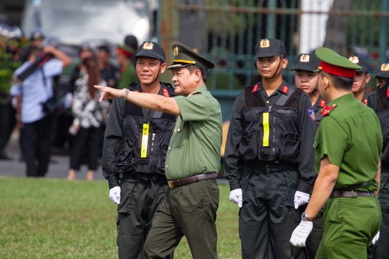Ra mắt Trung đoàn Cảnh sát cơ động dự bị chiến đấu thuộc Công an TPHCM ảnh 5