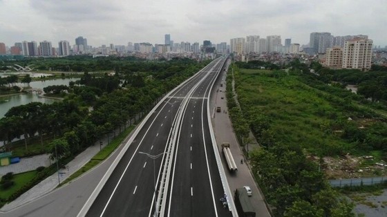 Hà Nội thông xe cầu cạn Mai Dịch - Nam Thăng Long ảnh 3
