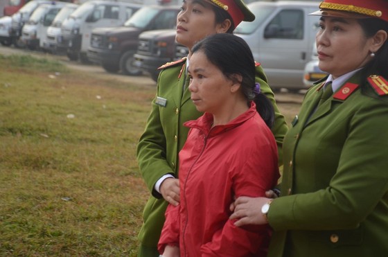 Đang xét xử 9 đối tượng sát hại nữ sinh giao gà ở Điện Biên ảnh 5
