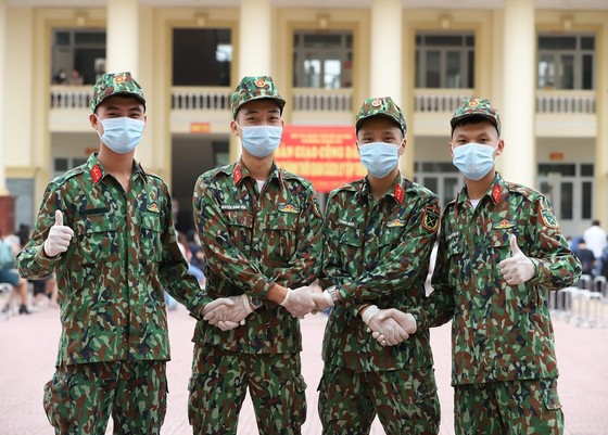 Gần 800 công dân hoàn tất thời gian cách ly khi trở về từ vùng dịch ảnh 12