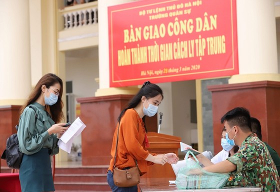 Gần 800 công dân hoàn tất thời gian cách ly khi trở về từ vùng dịch ảnh 2