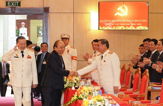 Thủ tướng Nguyễn Xuân Phúc dự Đại hội đại biểu Đảng bộ Công an Trung ương lần thứ VII ảnh 1