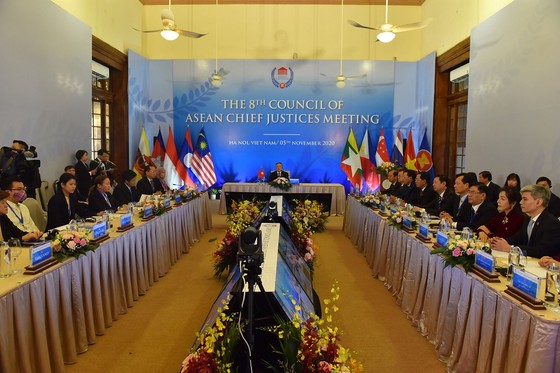 Chánh án các nước ASEAN cùng chia sẻ kinh nghiệm trong hệ thống tư pháp  ảnh 1