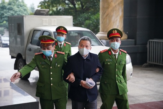 Hoãn phiên tòa ông Đinh La Thăng và Trịnh Xuân Thanh trong vụ án Ethanol Phú Thọ ảnh 6