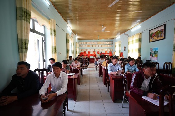 Băng hàng chục cây số đường rừng để học Nghị quyết của Đảng ảnh 7