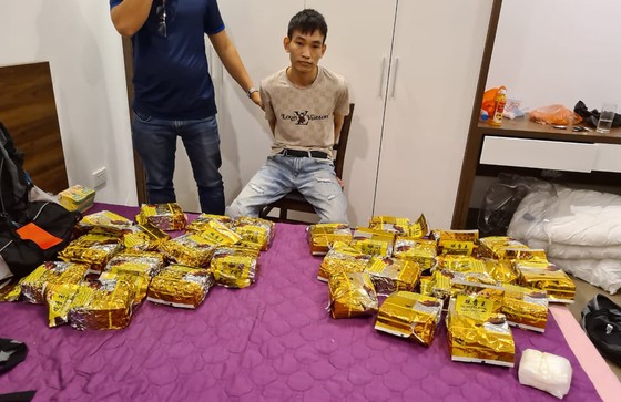 Công an Hà Nội triệt phá băng nhóm mua bán ma túy, thu giữ gần 60kg ma túy tổng hợp ảnh 1