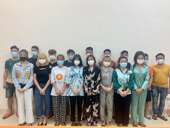 13 thanh niên tụ tập "bay lắc" trong quán hát ở Hà Nội ảnh 1