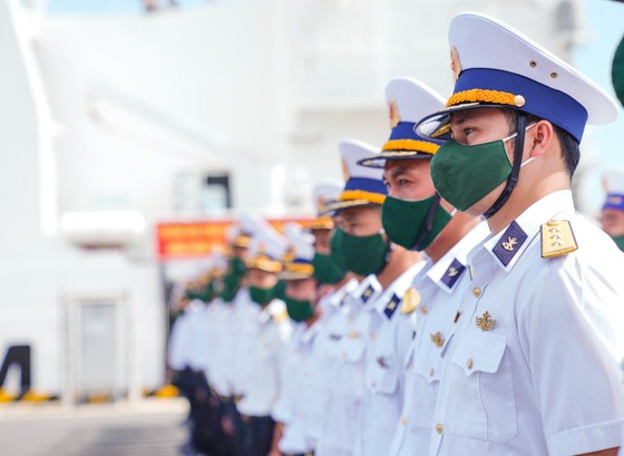 Kỷ niệm 67 năm truyền thống Hải quân nhân dân Việt Nam: Không để Tổ quốc bị 'bất ngờ' từ hướng biển ảnh 2