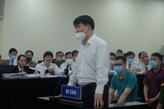 Vụ buôn bán thuốc giả Heath 2000 Canada: Cựu Thứ trưởng Bộ Y tế Trương Quốc Cường thừa nhận thiếu sót ảnh 1