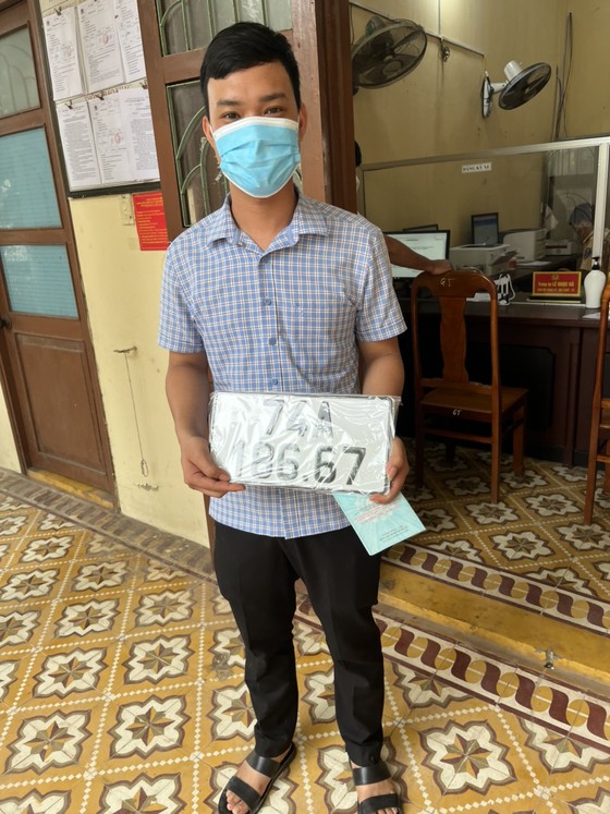 Từ 21-5, người dân đăng ký xe máy, xe ô tô tại cấp xã, phường và huyện, quận ảnh 1